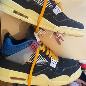 Jordan 4 off noir unions